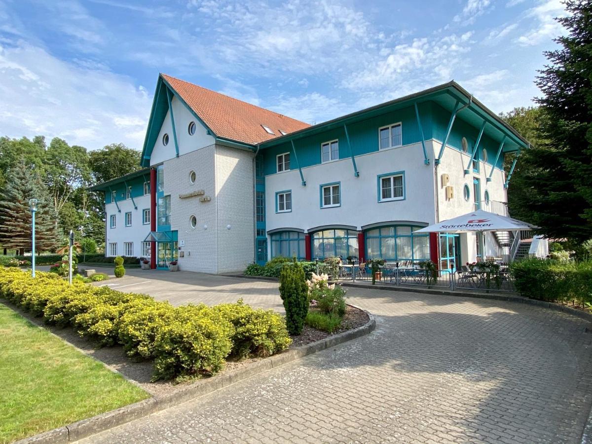Gut-Hotel Pommernhotel Barth Exterior photo