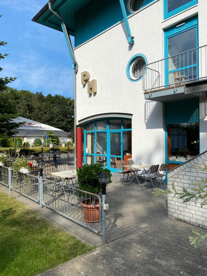 Gut-Hotel Pommernhotel Barth Exterior photo